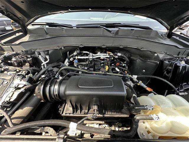 Photo of 2022 Agate Black Metallic Ford Explorer