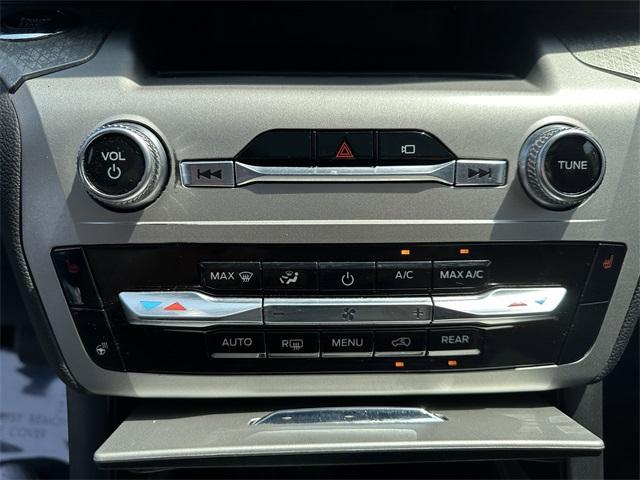 Photo of 2022 Agate Black Metallic Ford Explorer
