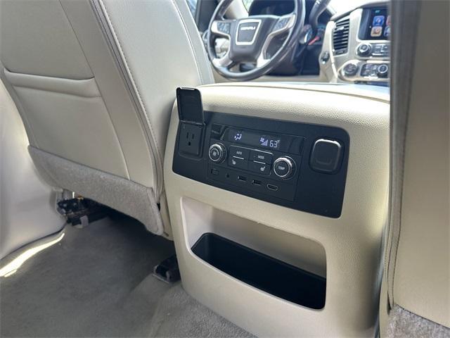 Photo of 2019 Dark Sky Metallic GMC Yukon XL