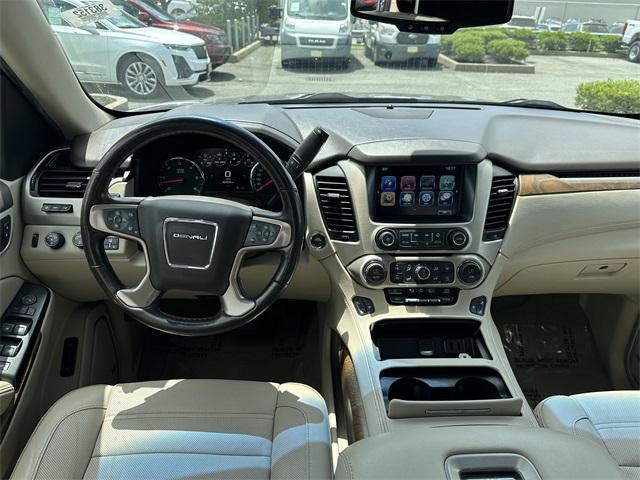 Photo of 2019 Dark Sky Metallic GMC Yukon XL