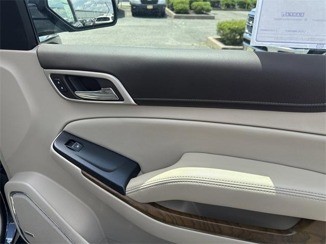 Photo of 2019 Dark Sky Metallic GMC Yukon XL