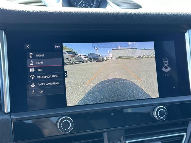 Photo of 2022 Jet Black Metallic Porsche Macan