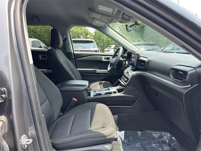 Photo of 2023 Carbonized Gray Metallic Ford Explorer
