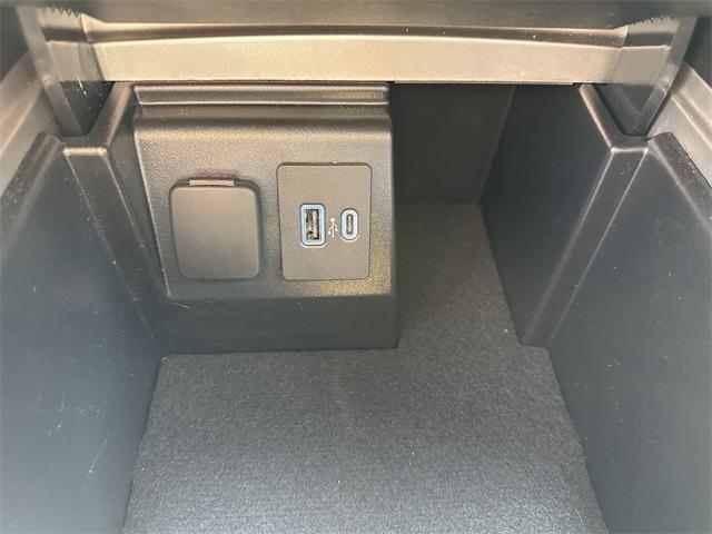 Photo of 2023 Carbonized Gray Metallic Ford Explorer