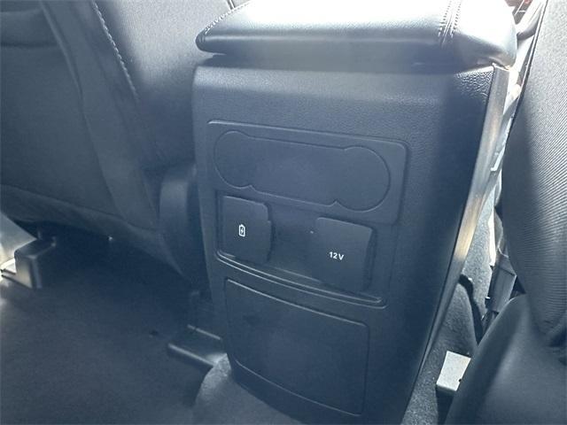 Photo of 2023 Carbonized Gray Metallic Ford Explorer