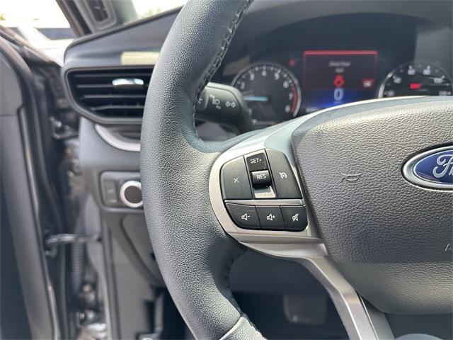 Photo of 2023 Carbonized Gray Metallic Ford Explorer