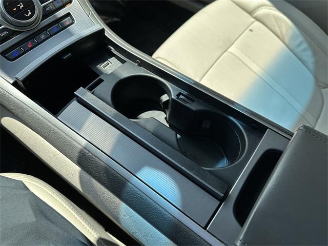 Photo of 2020 Blue Lincoln MKZ
