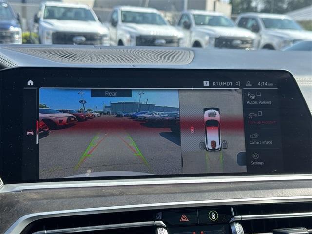 Photo of 2022 Mineral White Metallic BMW X5