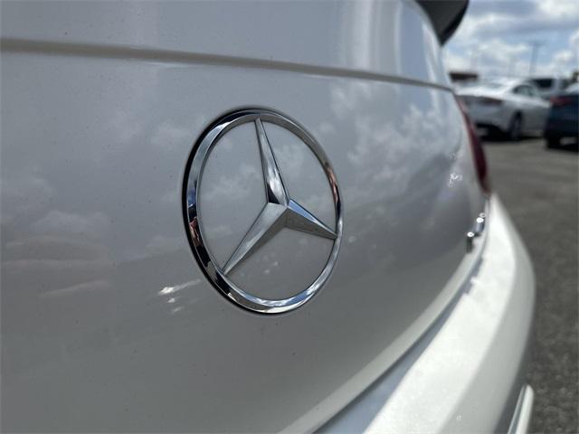 Photo of 2020 designo Diamond White Metallic Mercedes-Benz AMG C 43
