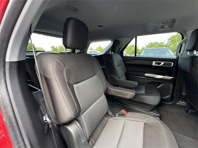 Photo of 2023 Rapid Red Metallic Tinted Clearcoat Ford Explorer