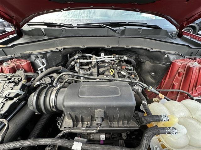 Photo of 2023 Rapid Red Metallic Tinted Clearcoat Ford Explorer