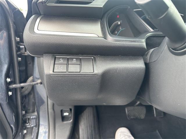 Photo of 2019 Gray Honda Civic