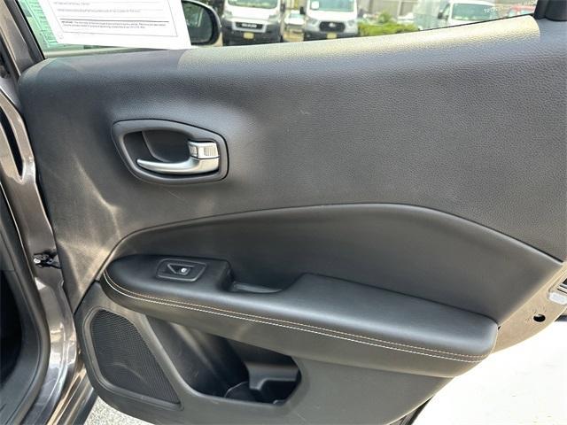 Photo of 2020 Granite Crystal Clearcoat Metallic Jeep Compass