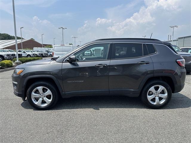 Photo of 2020 Granite Crystal Clearcoat Metallic Jeep Compass