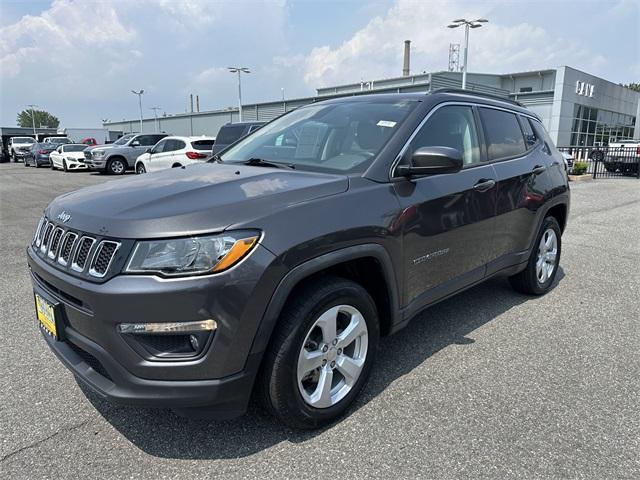 Photo of 2020 Granite Crystal Clearcoat Metallic Jeep Compass
