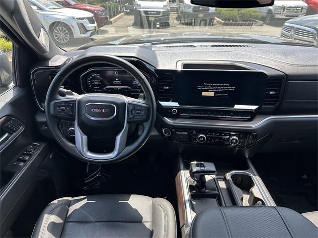 Photo of 2023 Onyx Black GMC Sierra 1500