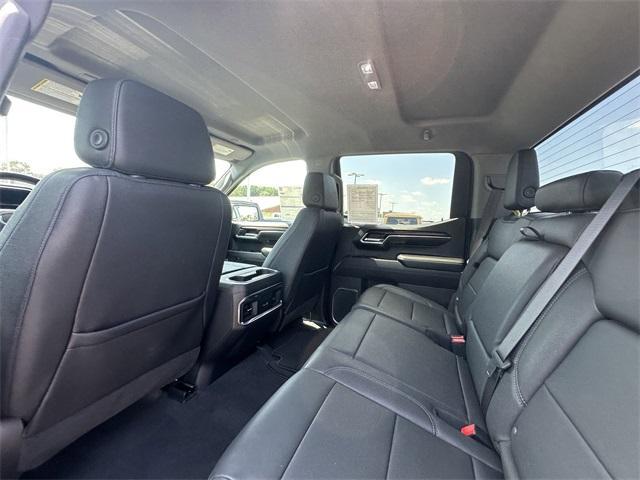Photo of 2023 Onyx Black GMC Sierra 1500