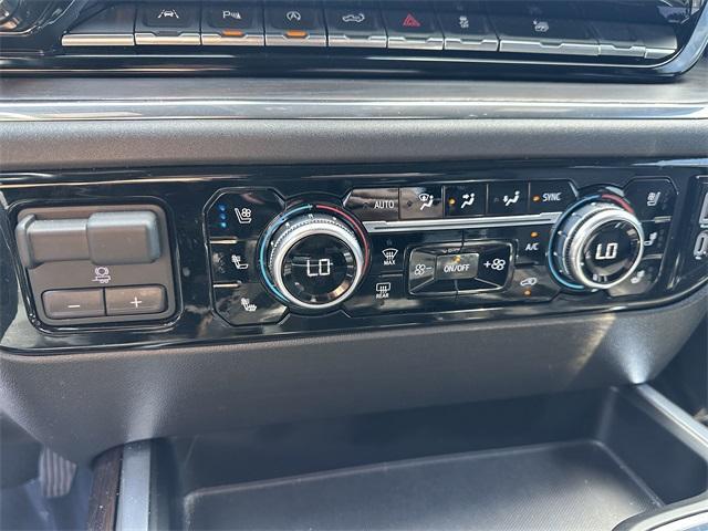 Photo of 2023 Onyx Black GMC Sierra 1500