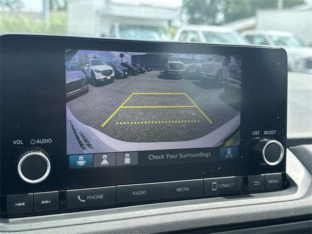 Photo of 2023 White Honda Accord