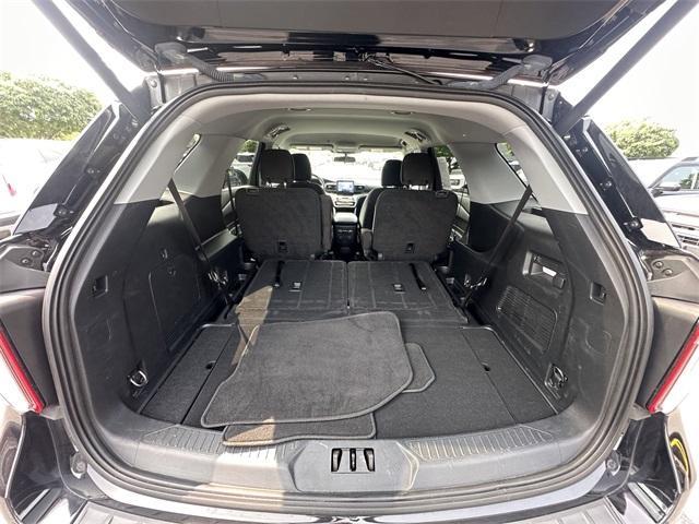 Photo of 2022 Agate Black Metallic Ford Explorer