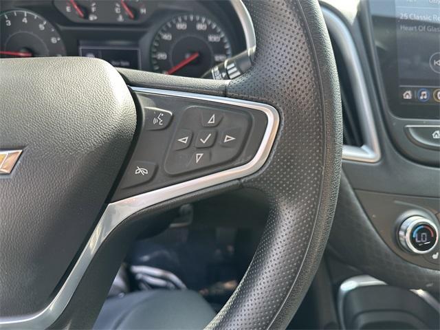 Photo of 2022 Summit White Chevrolet Malibu
