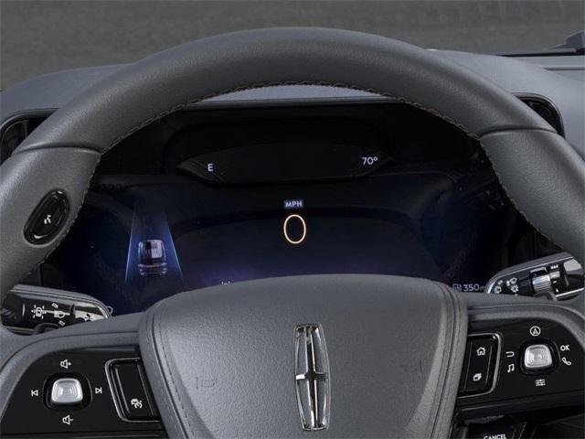 Photo of 2025 Metallic Lincoln Aviator