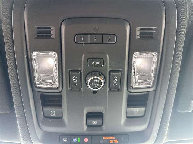 Photo of 2023 Black Chevrolet Suburban