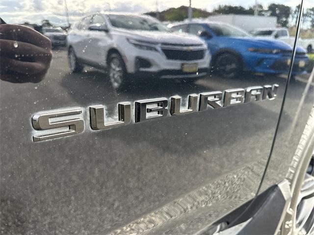 Photo of 2023 Black Chevrolet Suburban