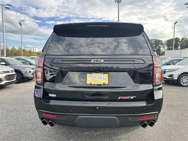 Photo of 2023 Black Chevrolet Suburban