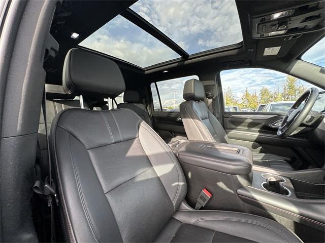 Photo of 2023 Black Chevrolet Suburban