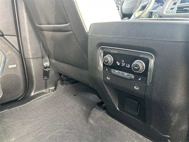 Photo of 2023 Black Chevrolet Suburban