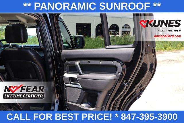Photo of 2024 Santorini Black Land Rover Defender