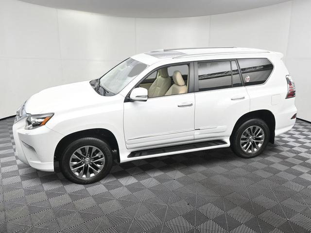 Photo of 2016 White Lexus GX 460