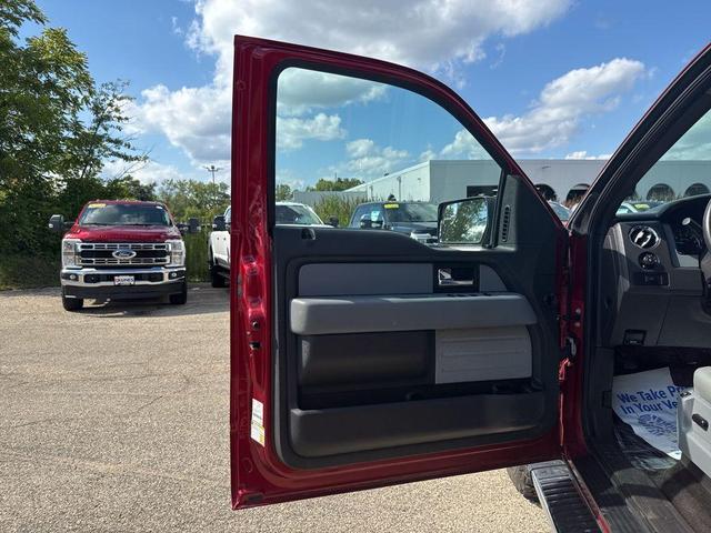 Photo of 2014 Ruby Red Metallic Ford F-150