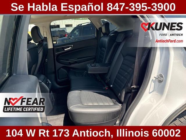 Photo of 2024 Oxford White Ford Edge