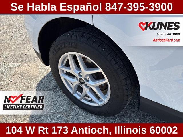 Photo of 2024 Oxford White Ford Edge
