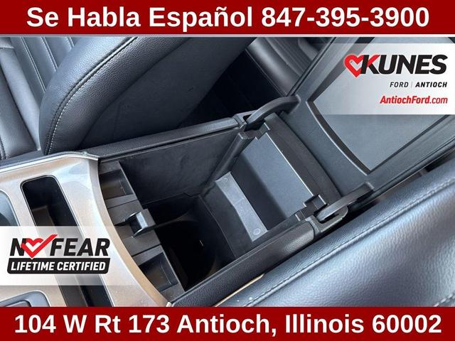 Photo of 2024 Oxford White Ford Edge