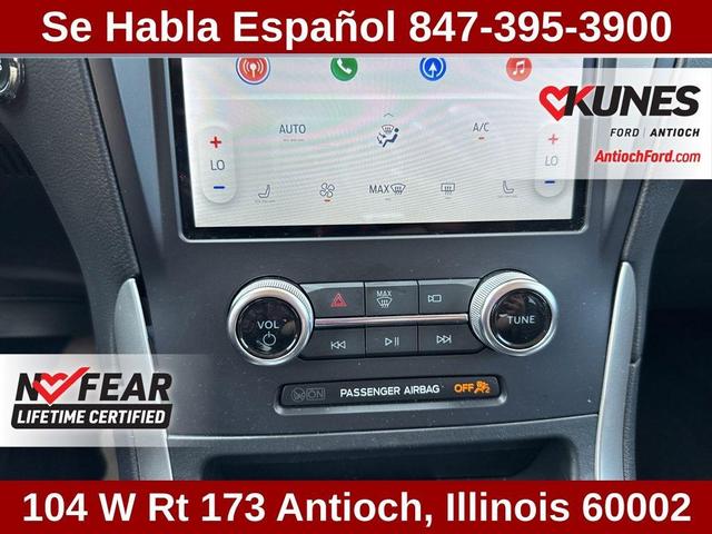 Photo of 2024 Oxford White Ford Edge