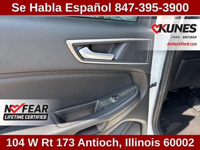 Photo of 2024 Oxford White Ford Edge
