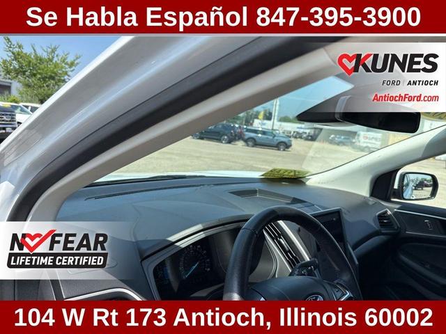 Photo of 2024 Oxford White Ford Edge