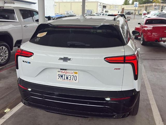 Photo of 2024 Summit White Chevrolet Blazer EV
