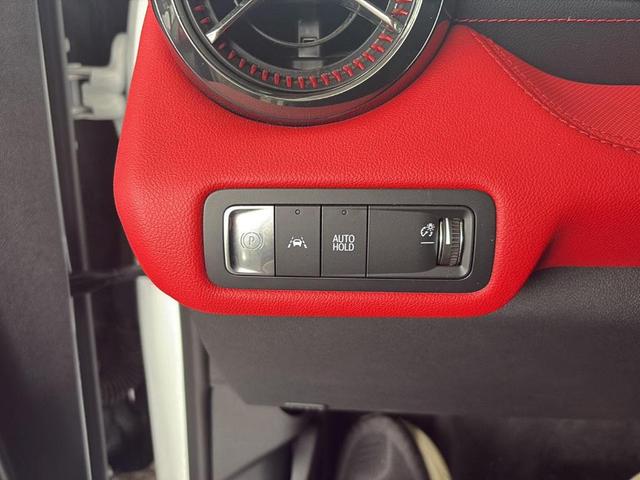 Photo of 2024 Summit White Chevrolet Blazer EV