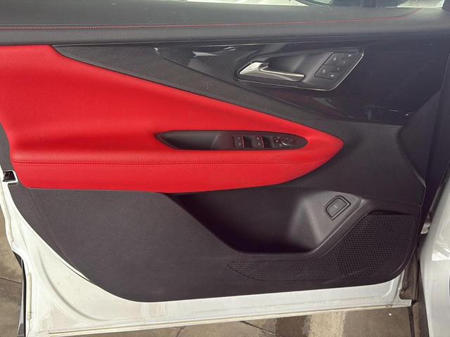Photo of 2024 Summit White Chevrolet Blazer EV
