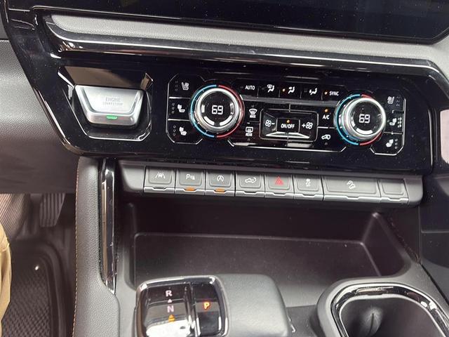 Photo of 2023 Onyx Black GMC Sierra 1500