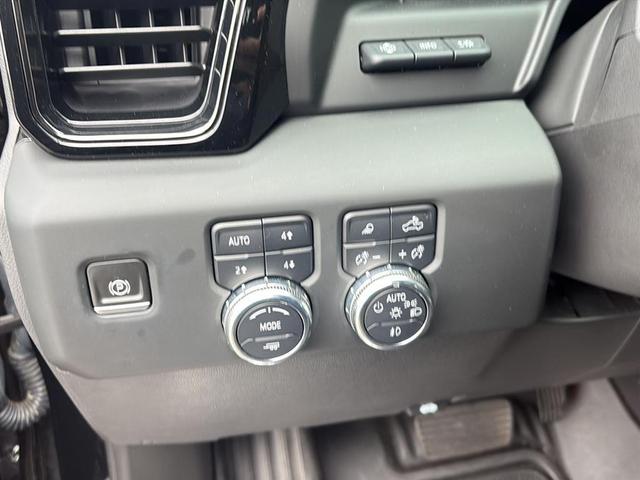 Photo of 2023 Onyx Black GMC Sierra 1500