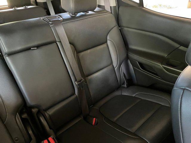 Photo of 2023 Summit White GMC Acadia