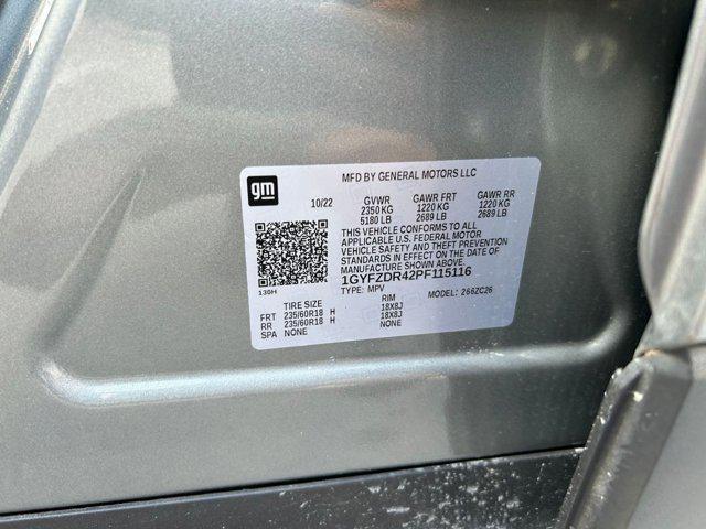 Photo of 2023 Argent Silver Metallic Cadillac XT4