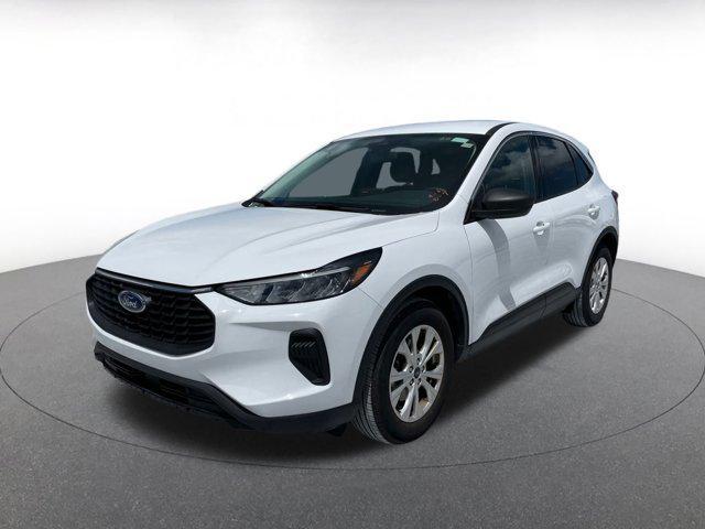 Photo of 2024 Oxford White Ford Escape