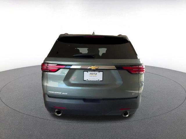 Photo of 2023 Silver Sage Metallic Chevrolet Traverse