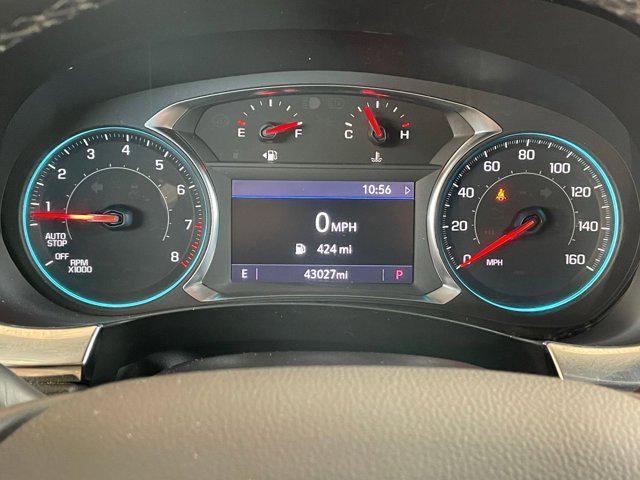 Photo of 2023 Silver Sage Metallic Chevrolet Traverse